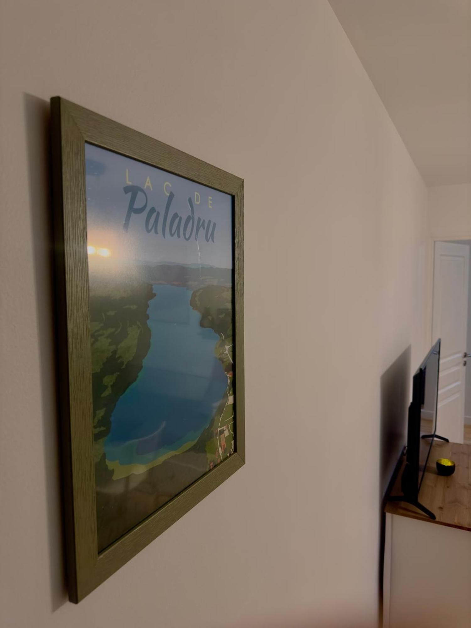 Appartement Chloe Du Lac Montferrat  Kültér fotó