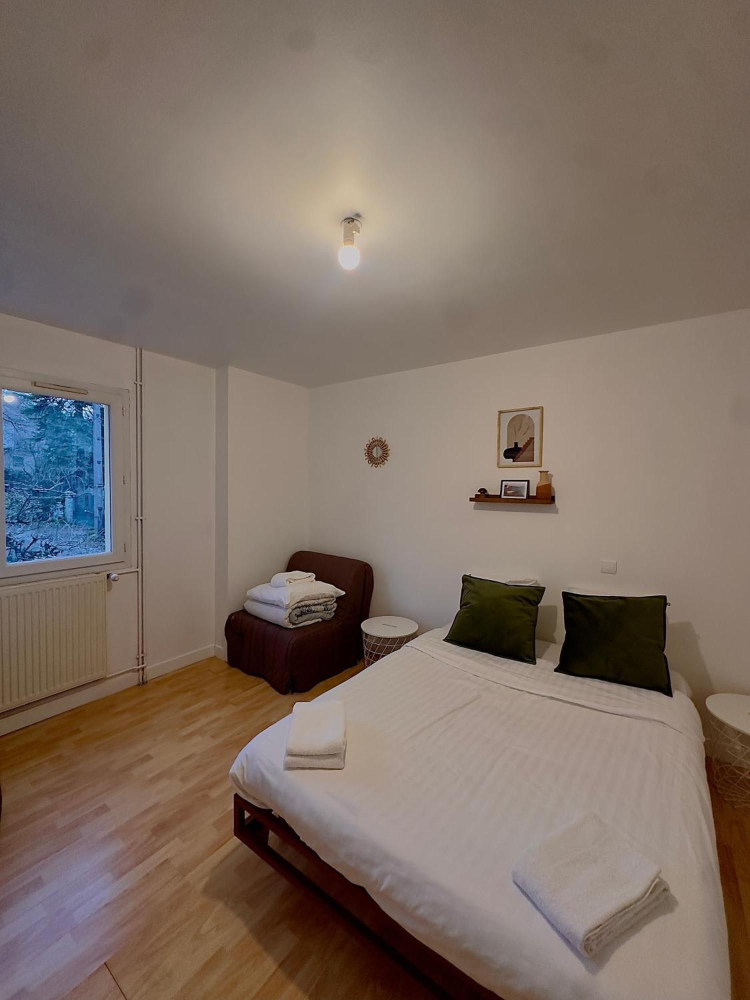 Appartement Chloe Du Lac Montferrat  Kültér fotó