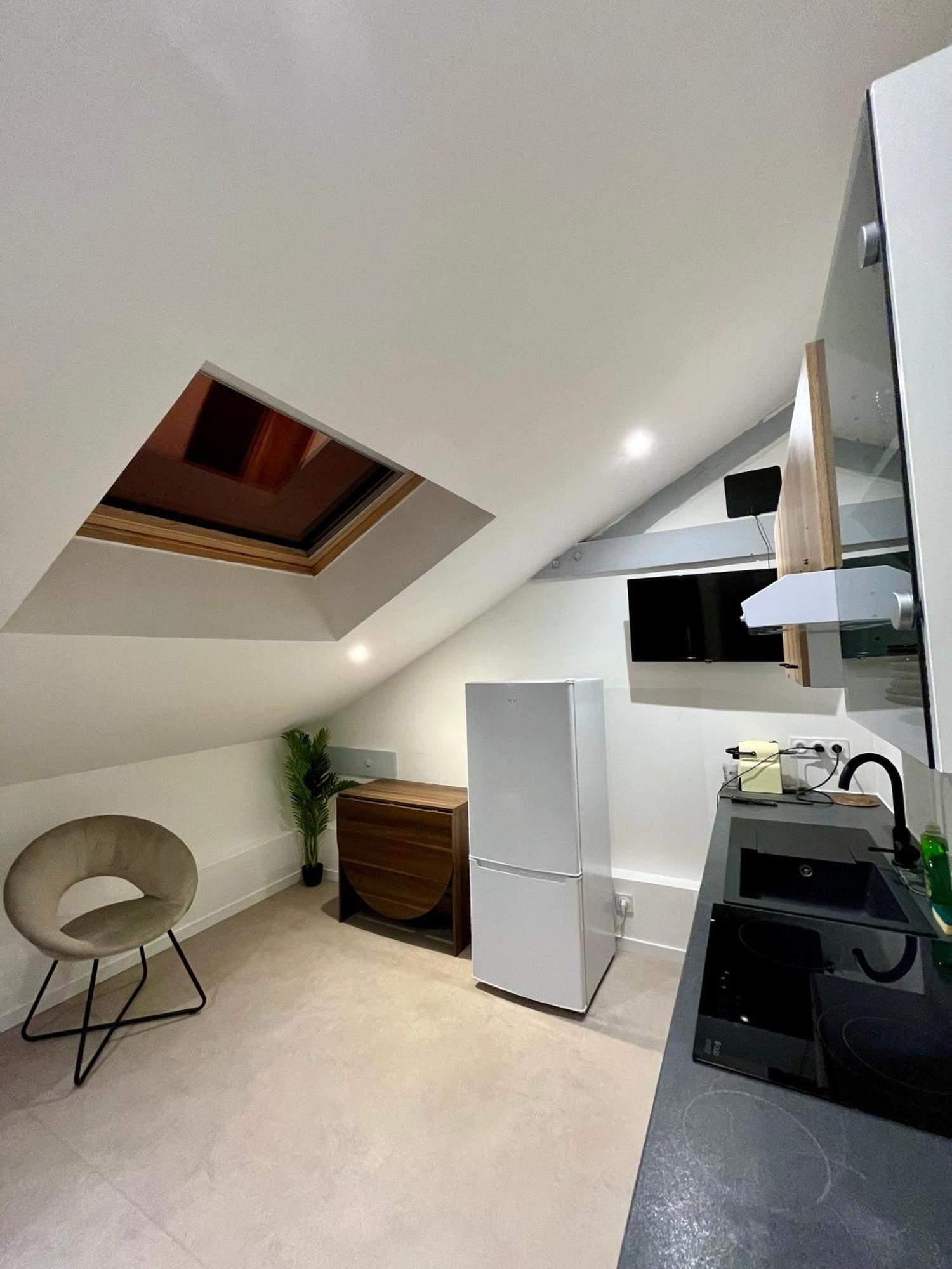 Appartement Chloe Du Lac Montferrat  Kültér fotó