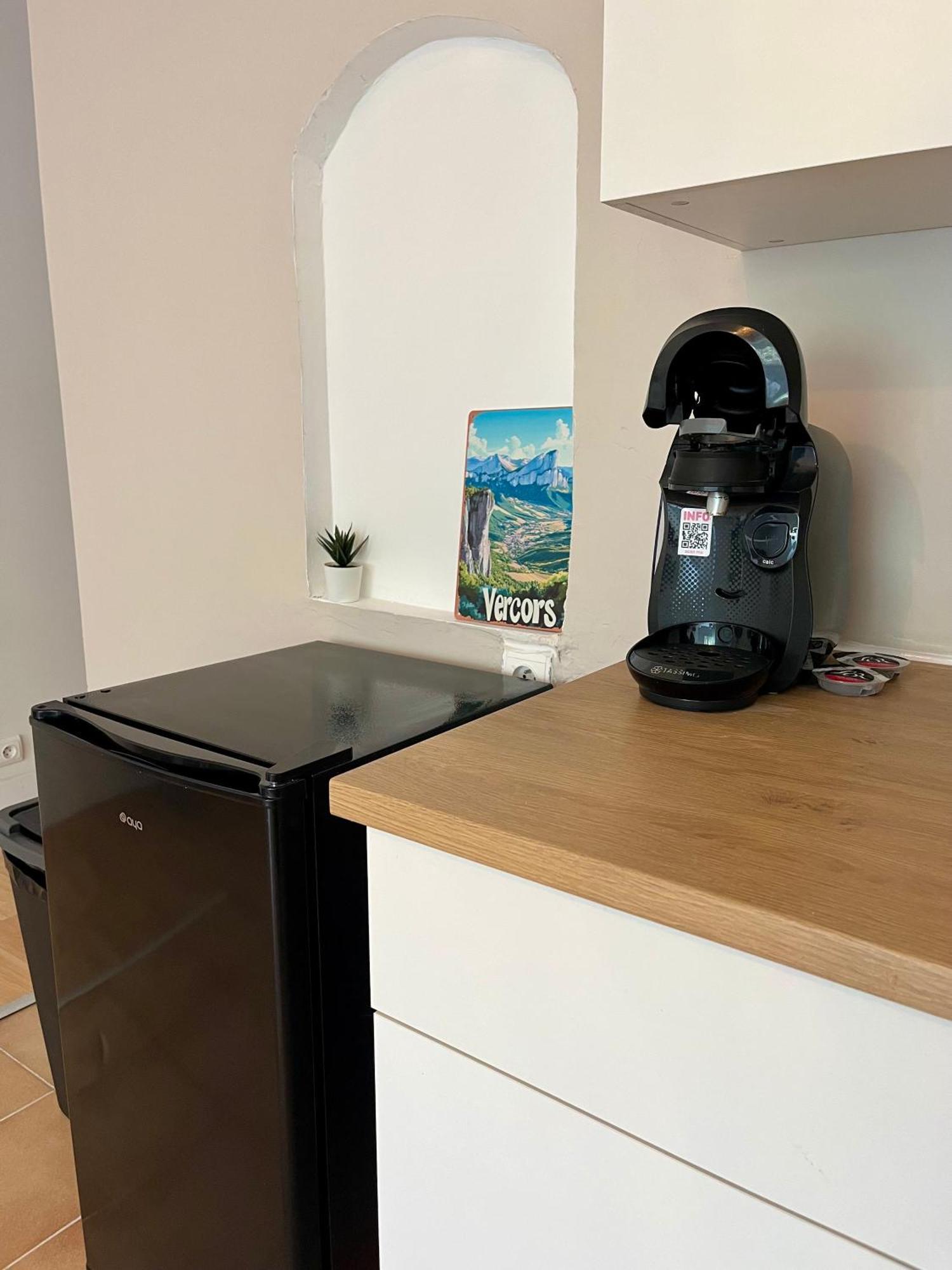 Appartement Chloe Du Lac Montferrat  Kültér fotó